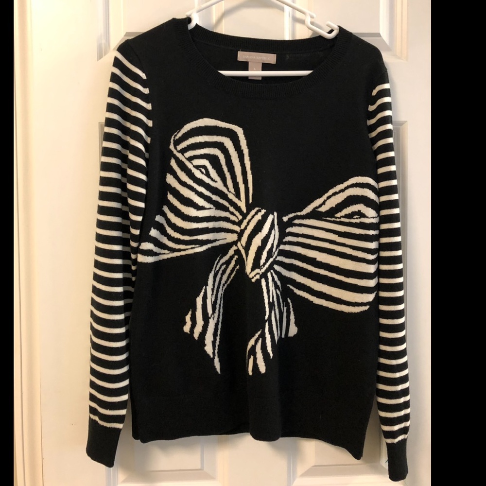 Banana republic bow sweater